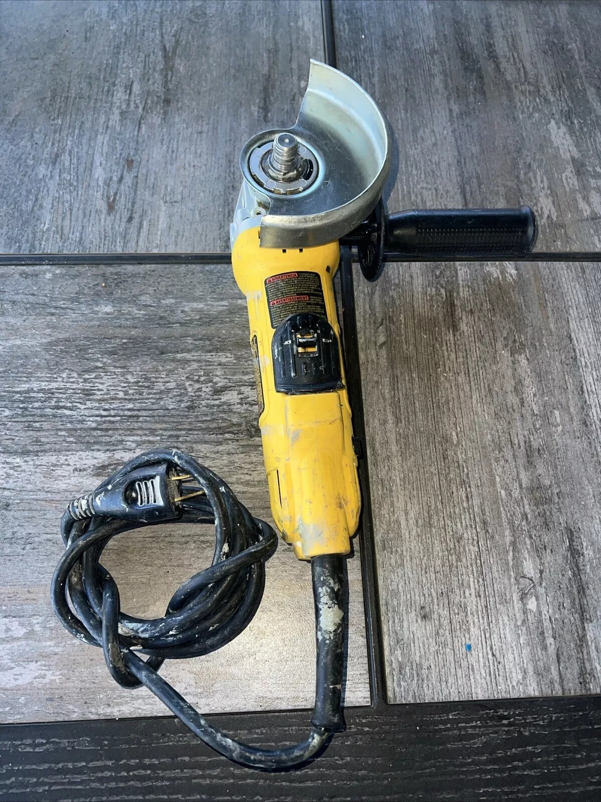 Dewalt DWE4012 120V 4-1/2&Prime; Angle Grinder
