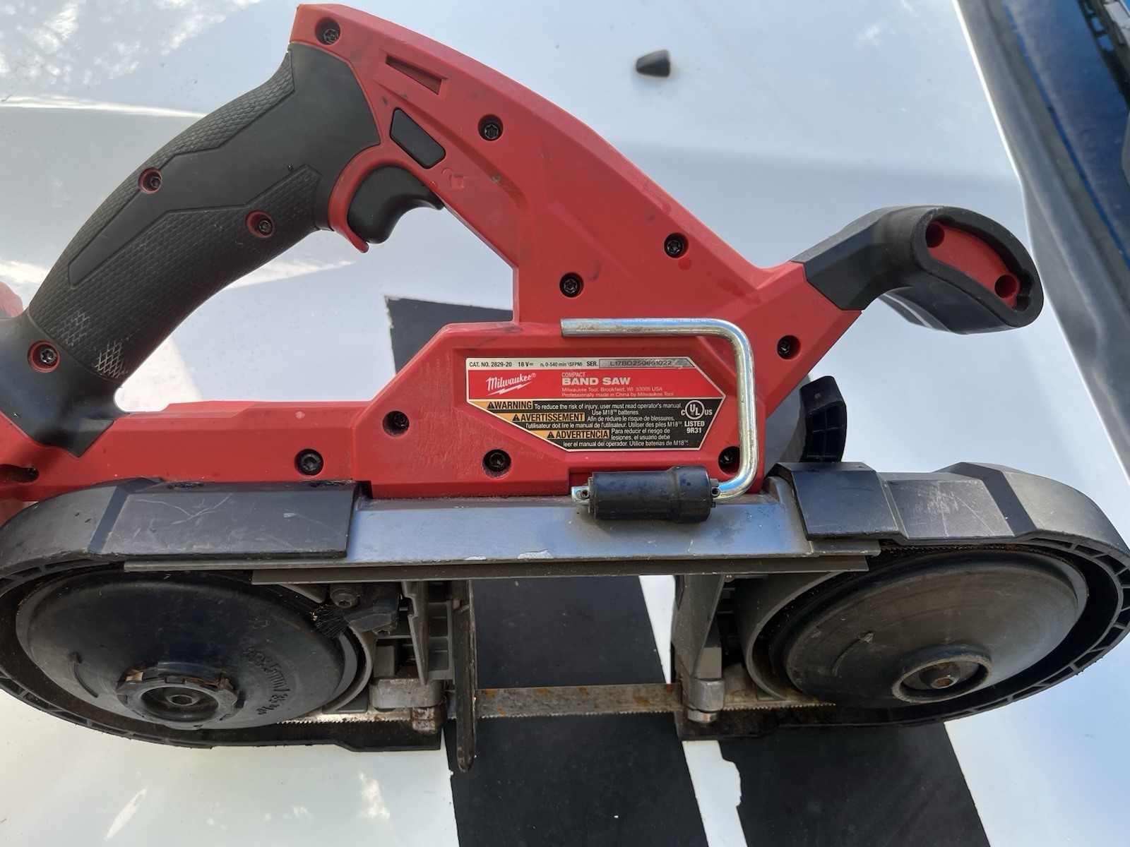 Milwaukee (2829-20) Band Saw – Red