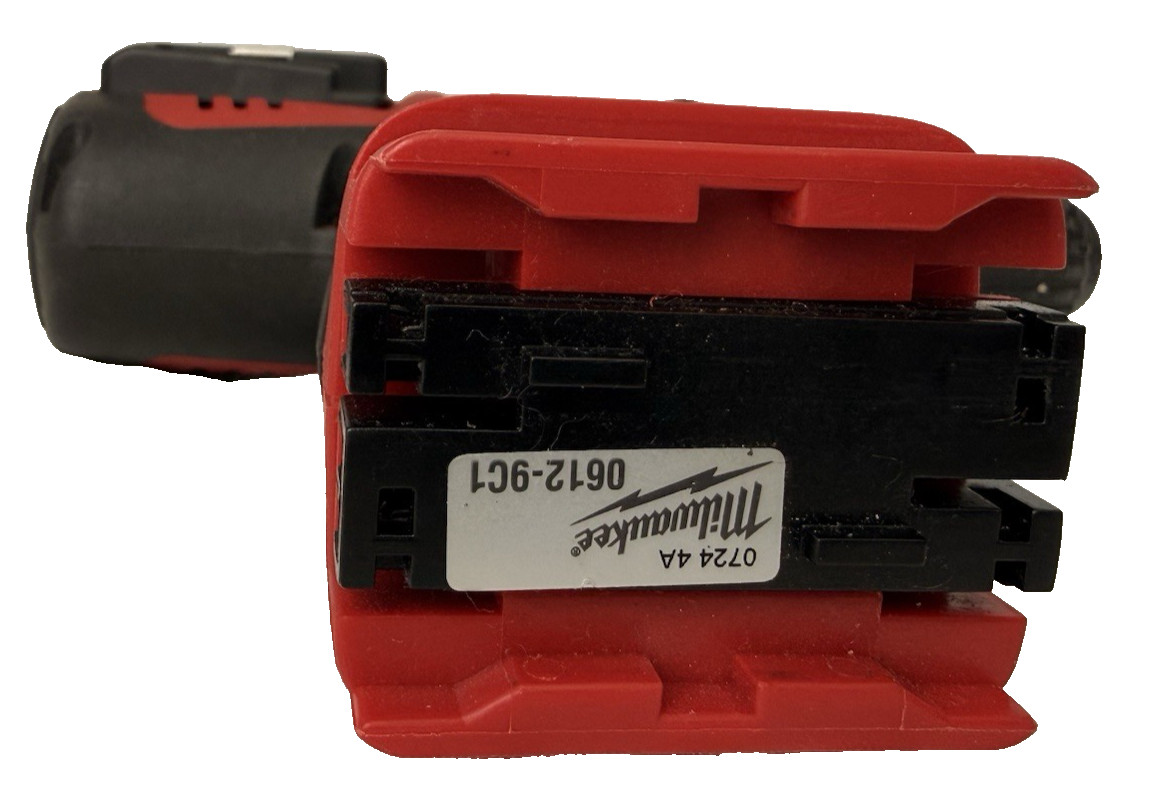 Milwaukee 14.4V Drill Driver 0612-20 Flashlight Charger 2 Batteries