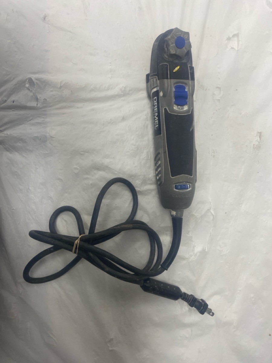 PRE-OWNED DREMEL MULTI-TOOL MM50 SOLD AS-IS (P23014388)