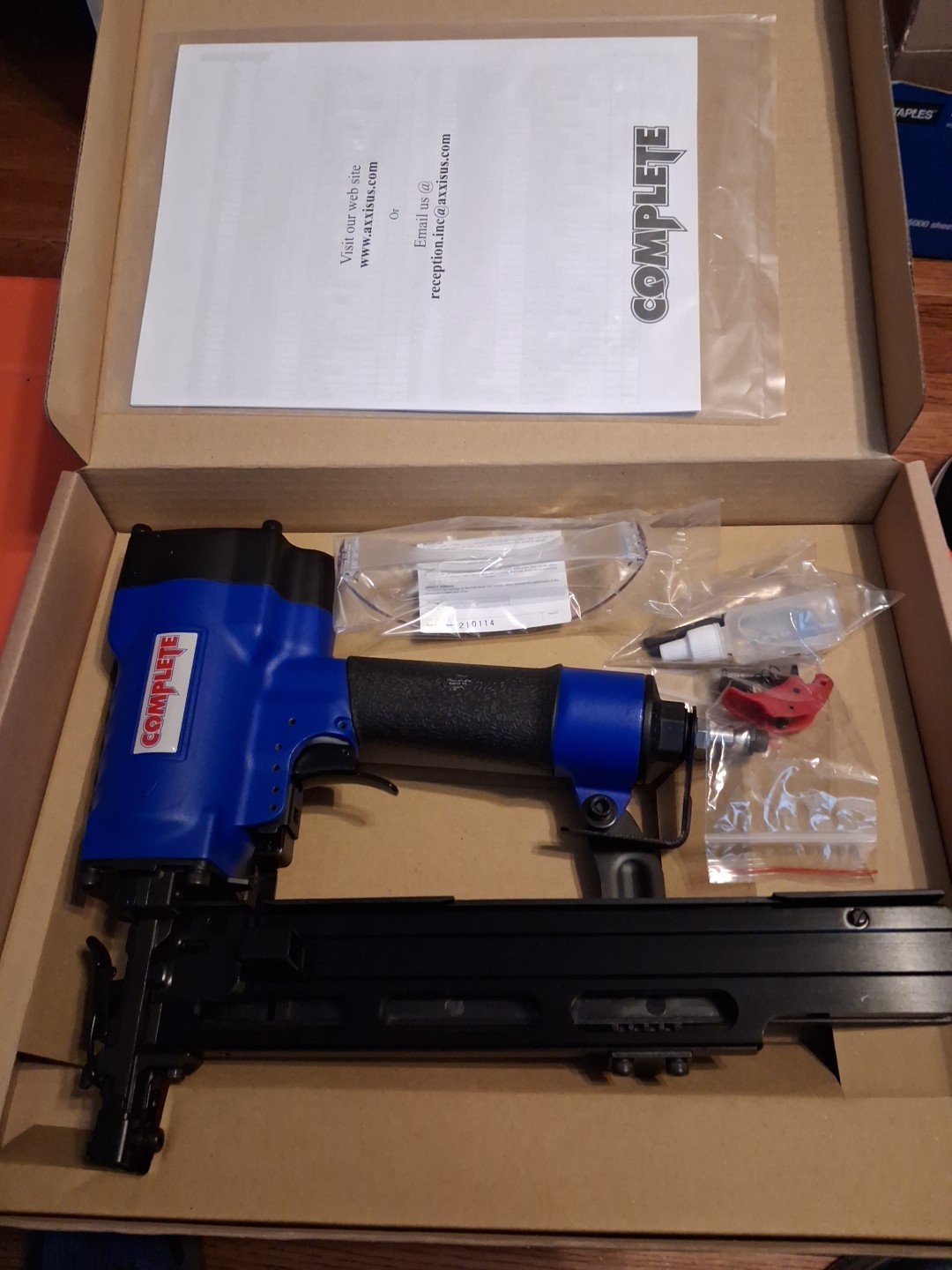 Complete C-1650S ProGrade 16 Gauge Stapler Medium Crown 7/16 inch for 1 to 2 in
