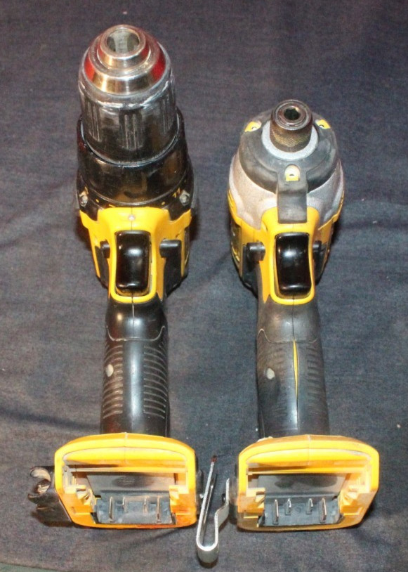 DEWALT DCD780 1/2&Prime; Drill Driver DCF885 1/4&Prime; Impact Drill Lot AO4077924