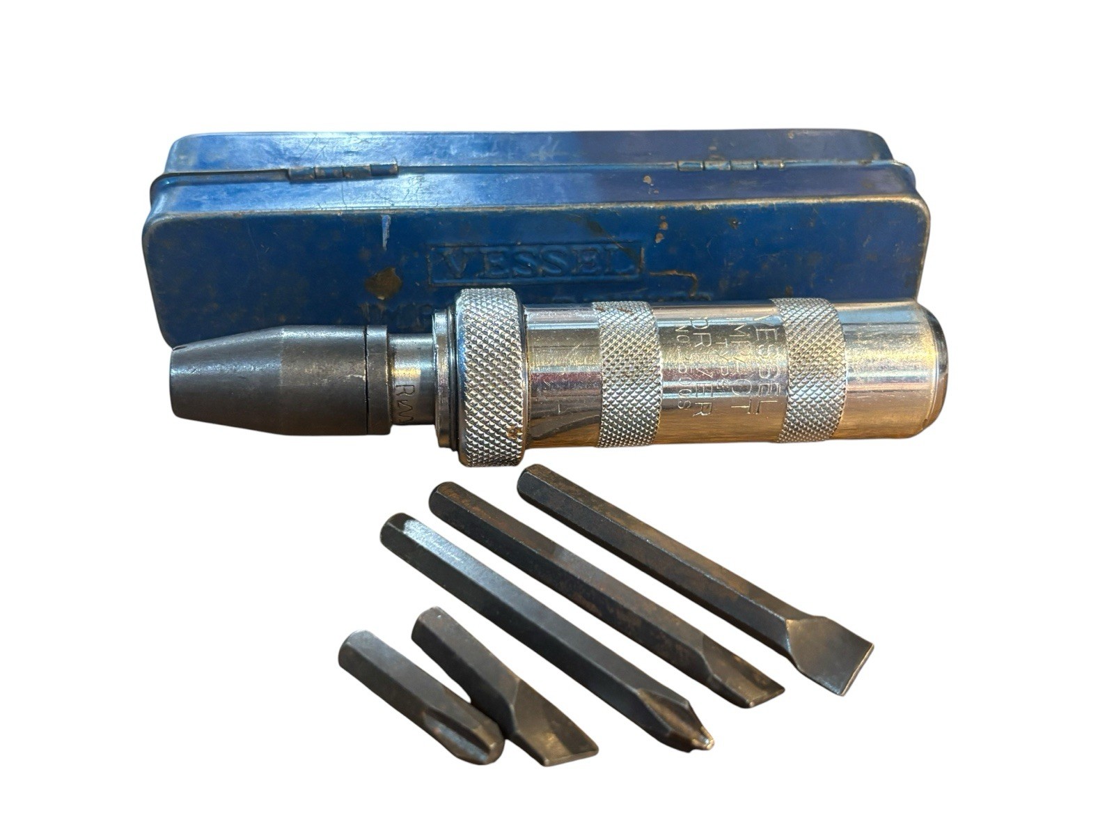 VESSEL Reversible Impact Driver #2500N w/4 Bits Case
