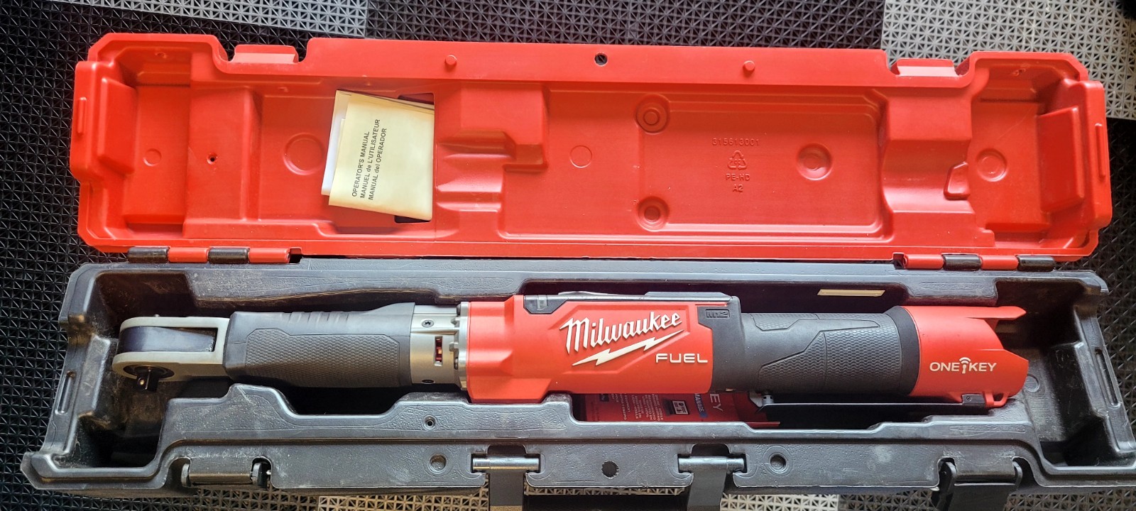 Milwauke Tool 2465-20 M12 Fuel 3/8&Prime; Digital Torque Wrench W/ HARD CASE