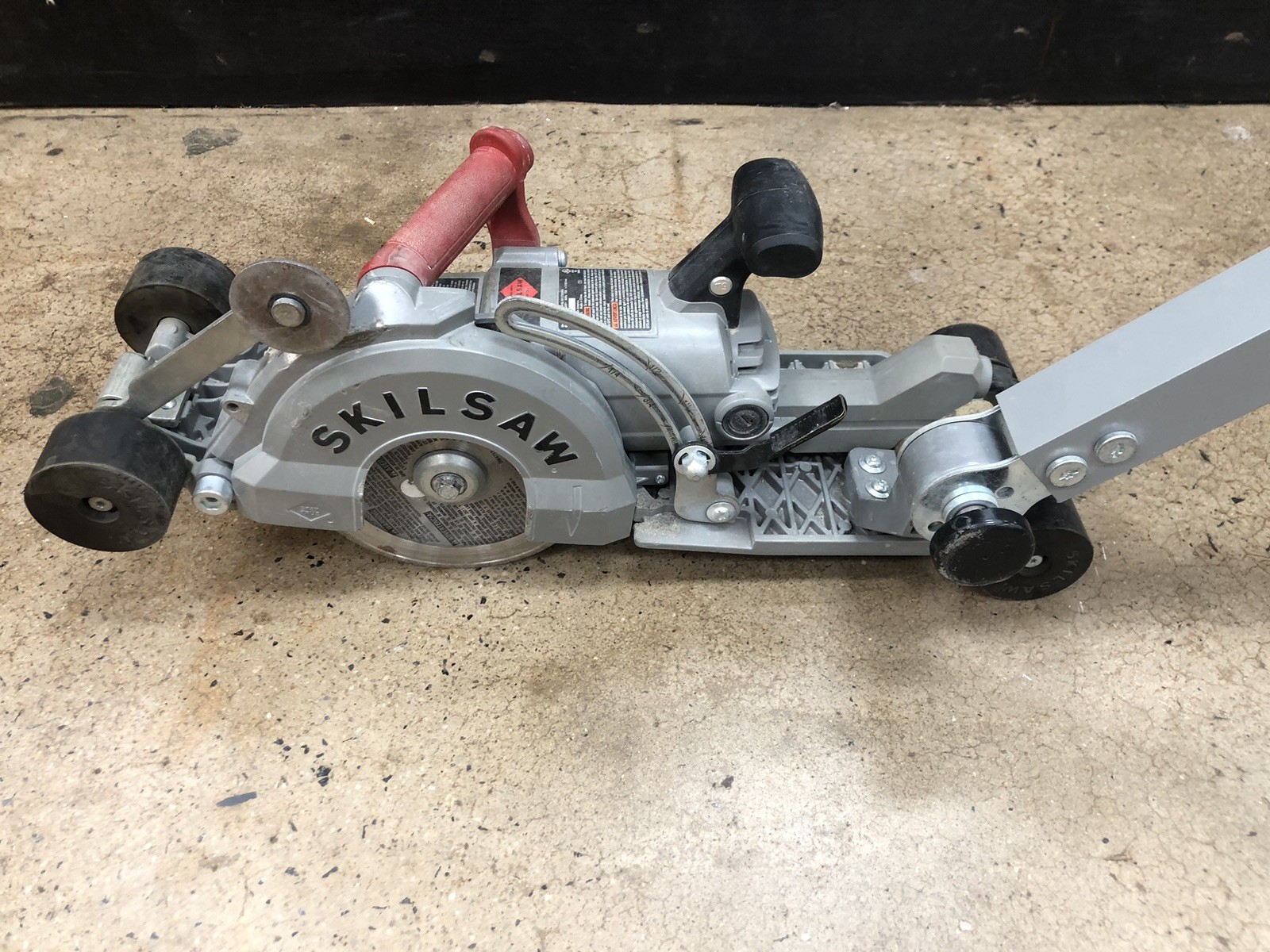 LAST ONE!!!!Skil Walk Behind Concrete Saw,7&Prime; dia. Blade SPT79A-10 Skil SPT79A-10