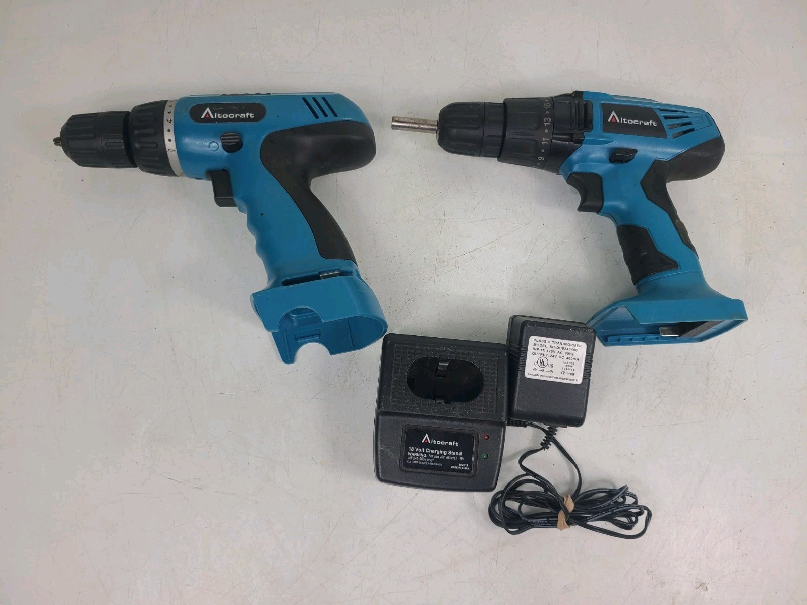 Altocraft 18V Cordless Drill 3/8&Prime; Keyless Chuck Lot Of 2 With Charger