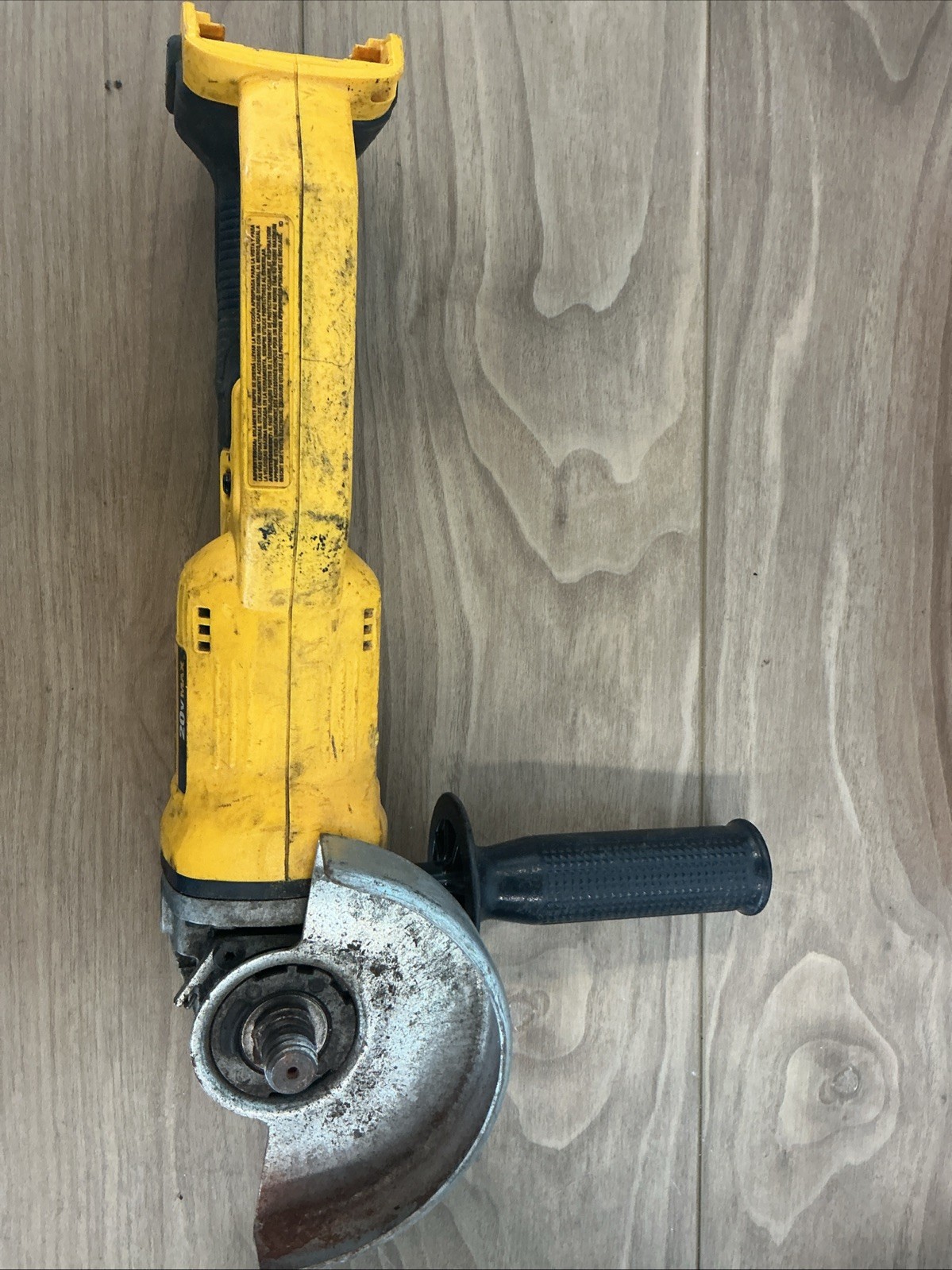DeWalt DCG410VS 20V MAX 4.5&Prime; Angle Grinder