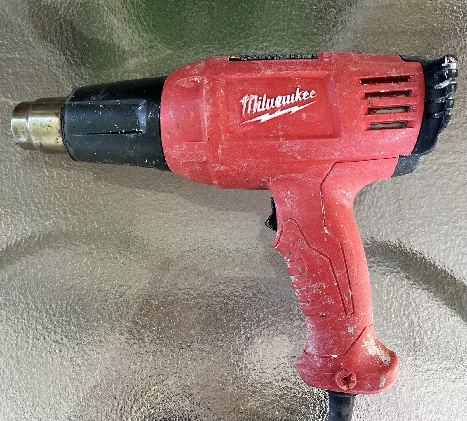 Milwaukee 8975-6 Dual Temperature Heat Gun (Parts Or Repair Only) DATE CODE 2450