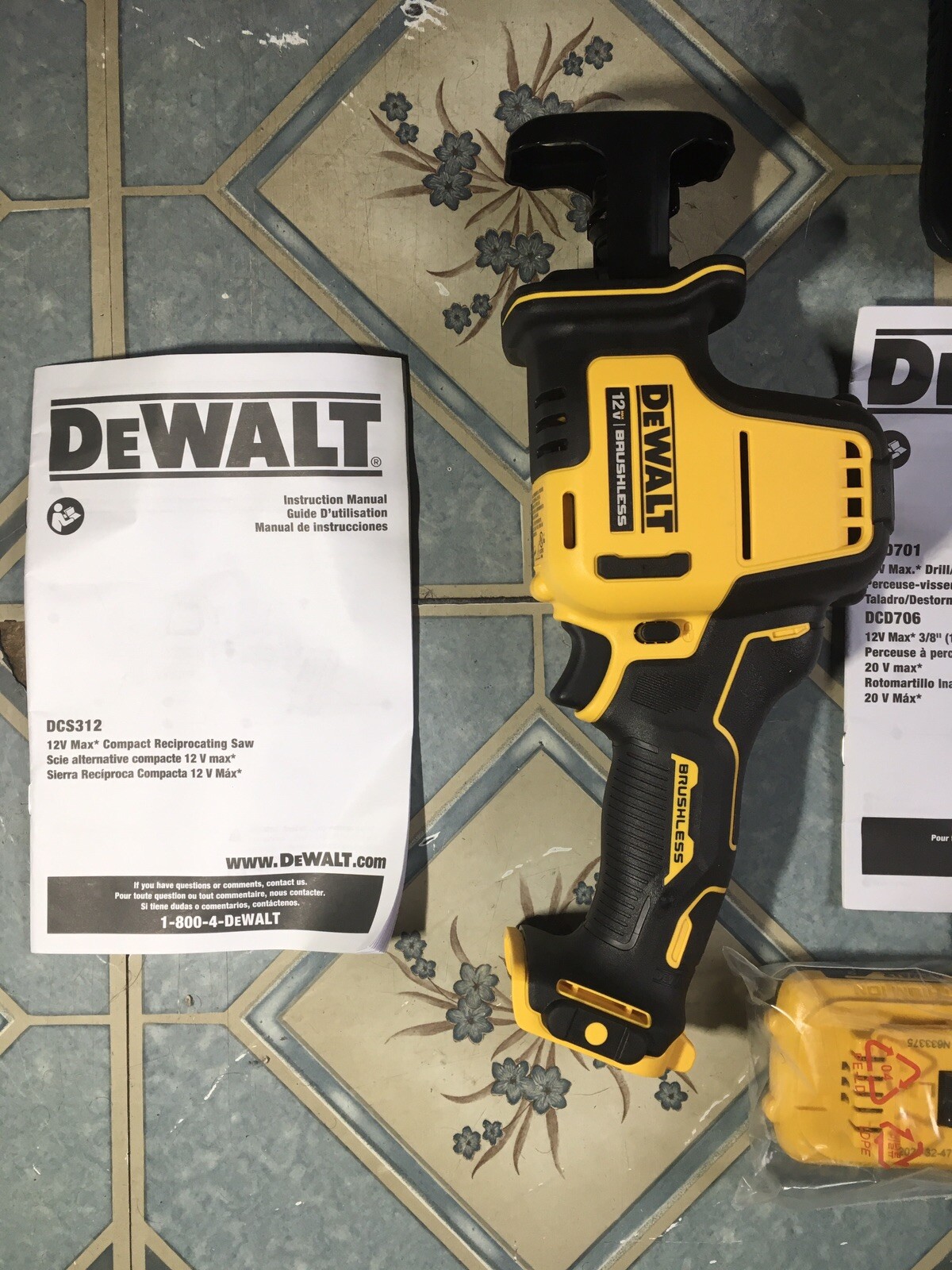 DEWALT XTREME 12v Reciprocating Saw, Drill Driver, Batteries And Charger