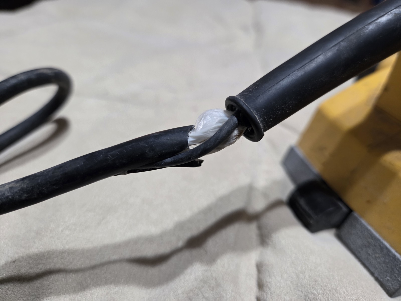 DEWALT DW680 2.5mm Corded Planer (CP1017253)