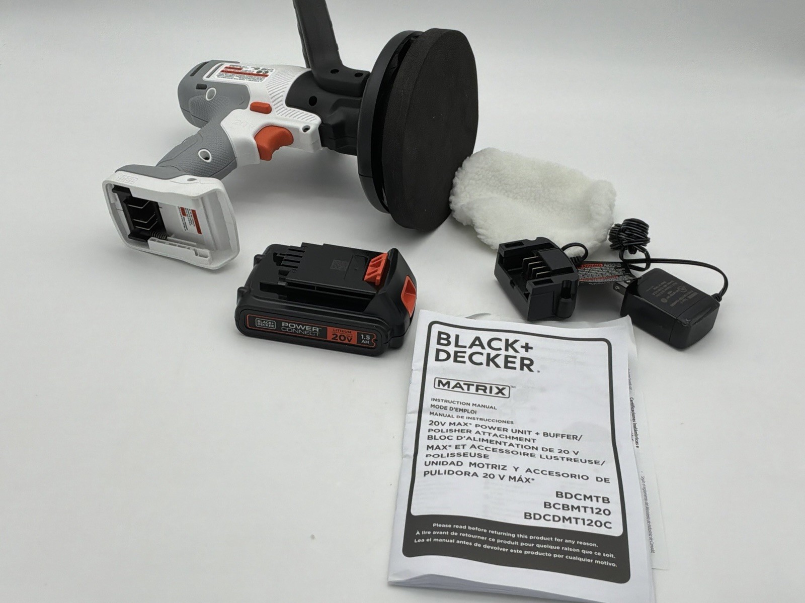 BLACK+DECKER MATRIX 20V MAX* Buffer Kit – BCBMT120WC1FF