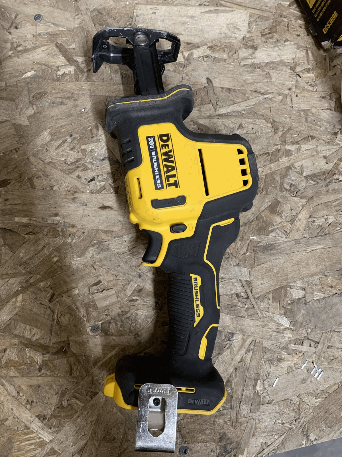 DEWALT ATOMIC 20V MAX Cordless Brushless Compact Reciprocating Saw (Tool Only)