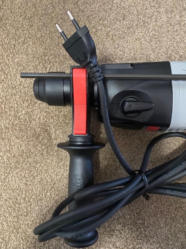 Milwaukee 5385-59 1/2&Prime; SDS Plus Rotary Hammer Drill 10.5A 220-240V Type C Plug
