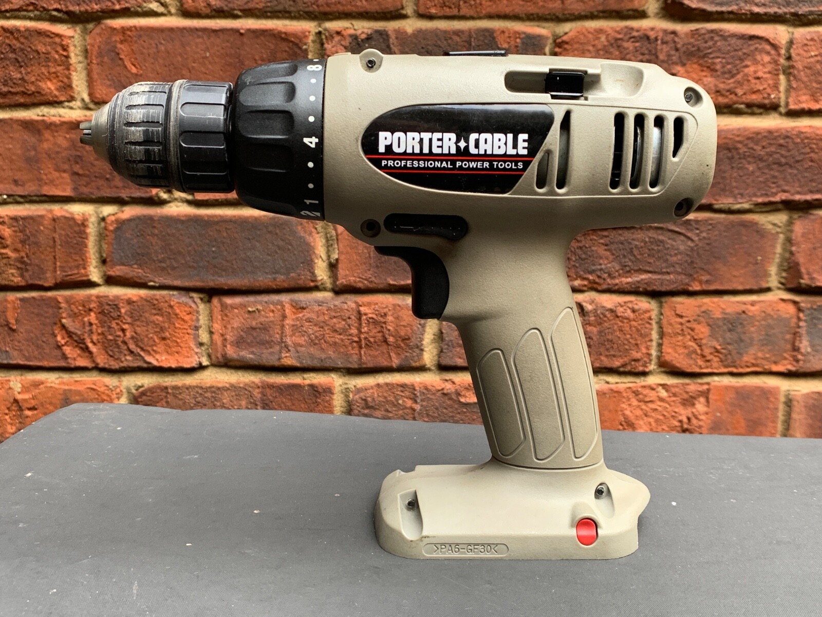 Porter-Cable 14.4V Cordless Drill 824, Batteries/Charger Not included