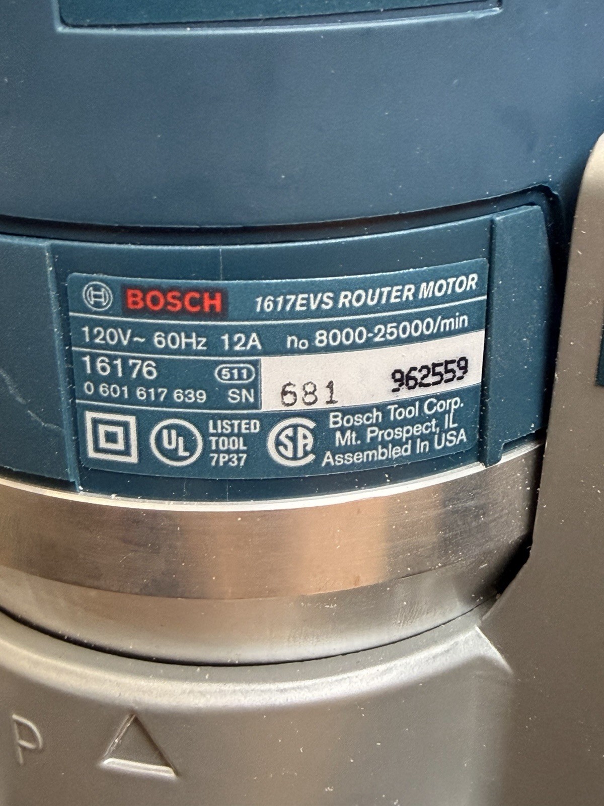 Bosch 1617EVS Router