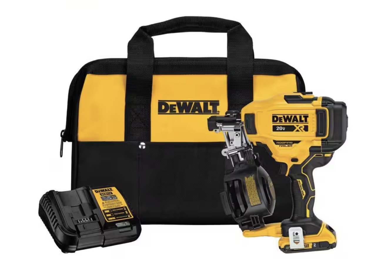 DEWALT DCN45RND1 20V MAX XR Cordless 15° Coil Roofing Nailer Kit NEW SEALED