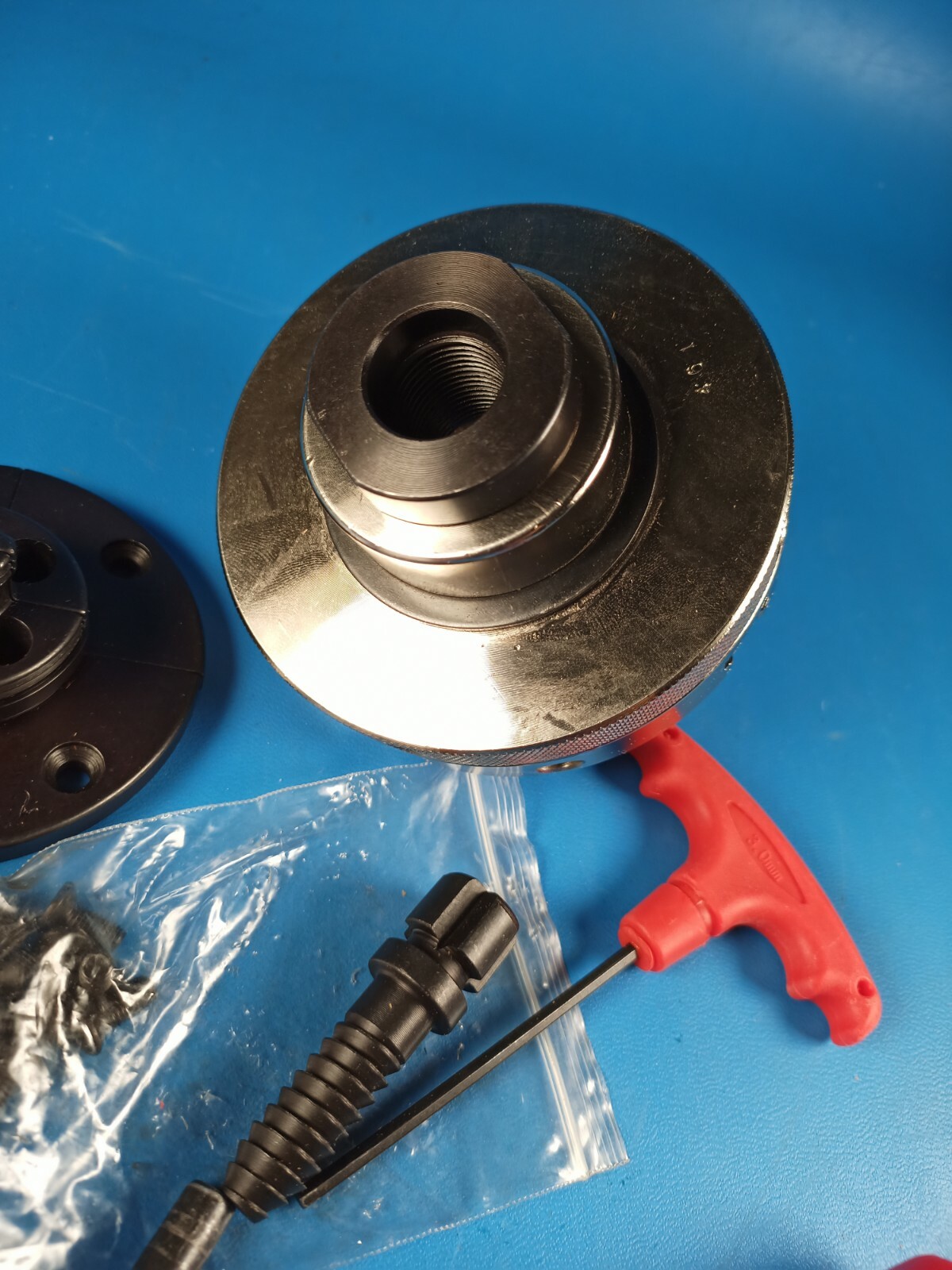 PSI Woodworking utility-grip 4-jaw lathe chuck w/ 5/8 in. arbor