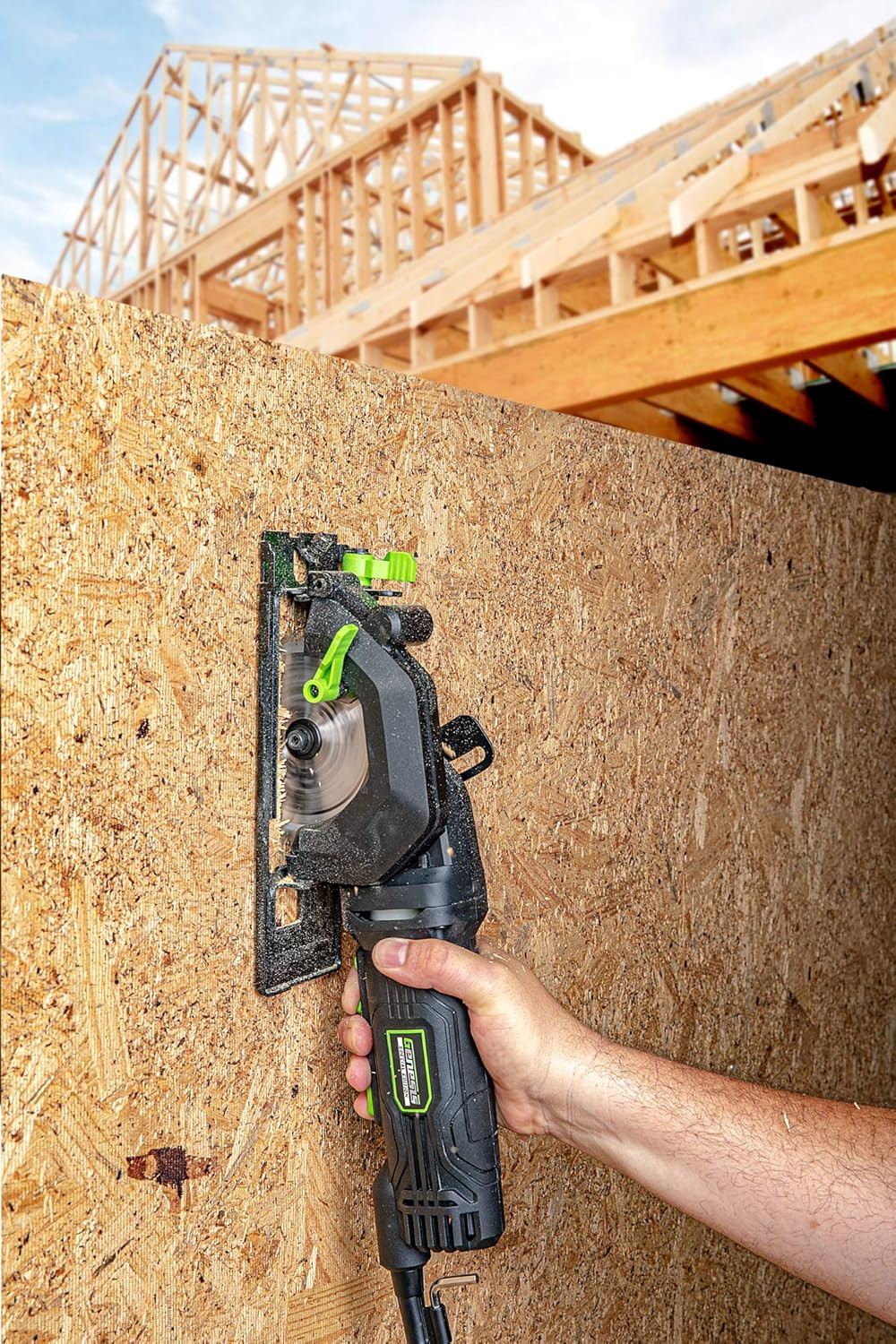 Mini Circular Saw 4.0 Amp 4-1/2&Prime; with 24T Carbide-Tipped Blade, Rip Guide, Vacuu