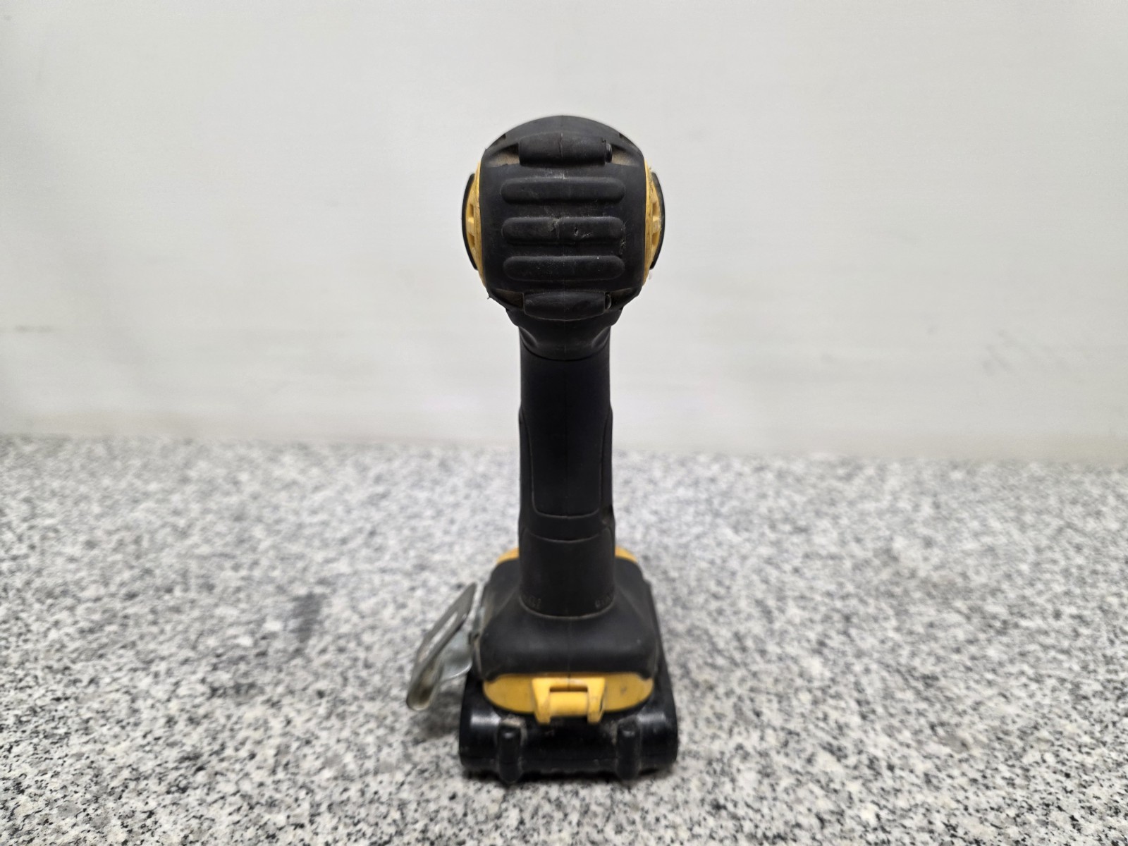 Dewalt DCF885 20V Max Li-Ion Cordless 1/4&Prime; Hex Impact Driver