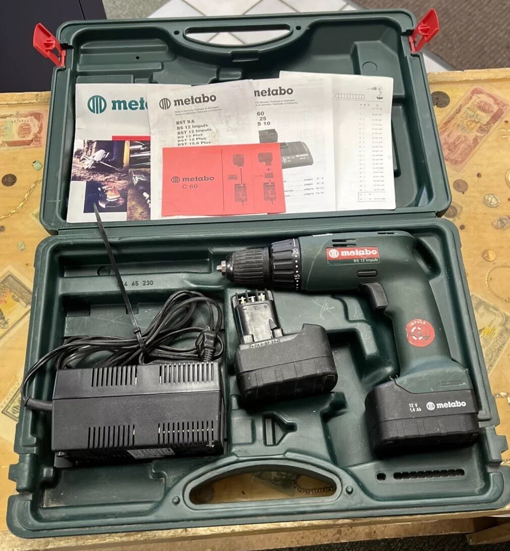 Metabo Lot: PowerMaxx BS 12 Impuls + C 60 w/LC40 Charger/ +2 Batteries