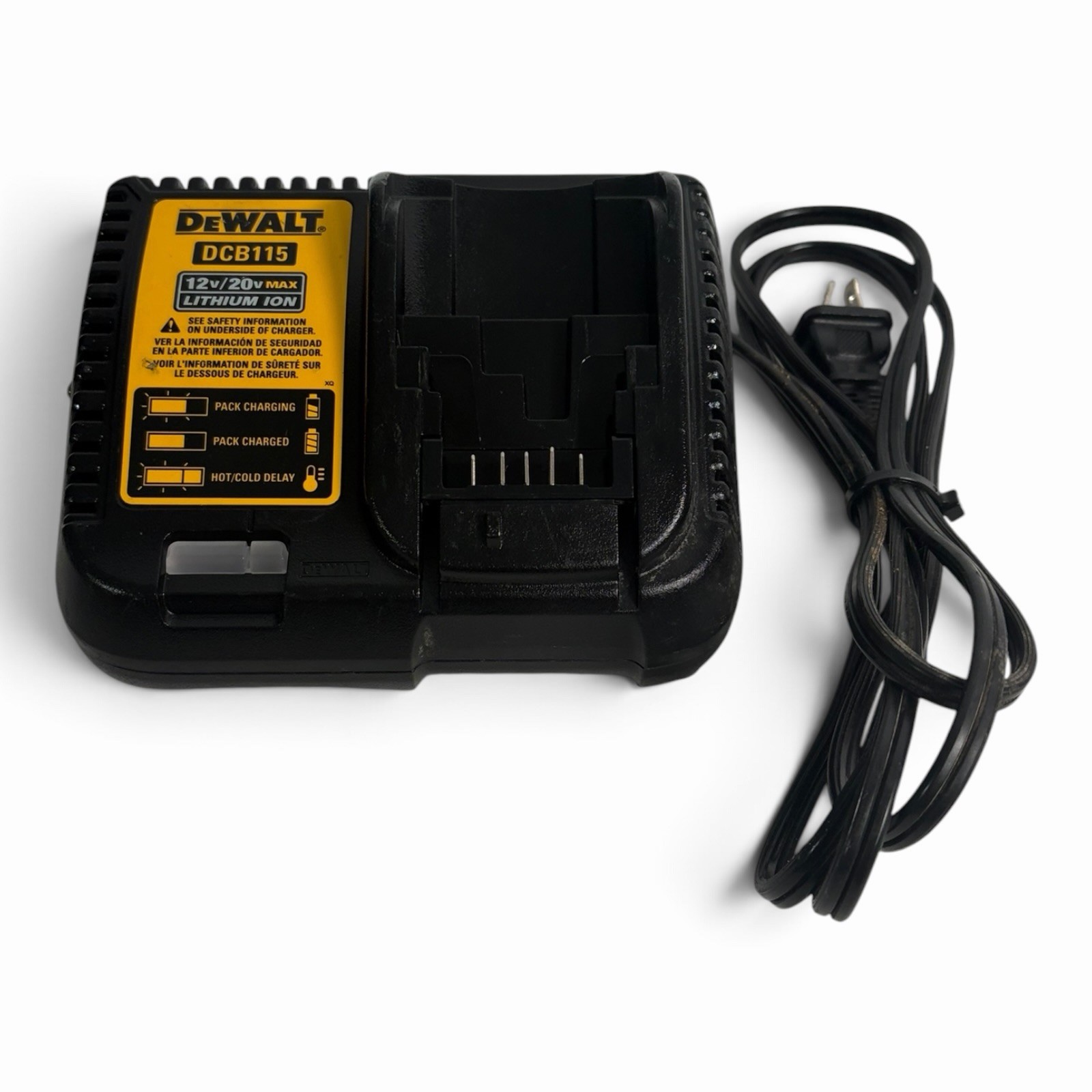 DEWALT DCF513B ATOMIC 20V MAX Brushless 3/8&Prime; Cordless Ratchet Battery & Charger