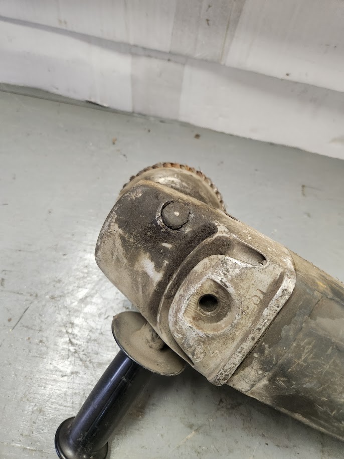 Bosch 1754G Industrial Grinder Brush Running Assembly