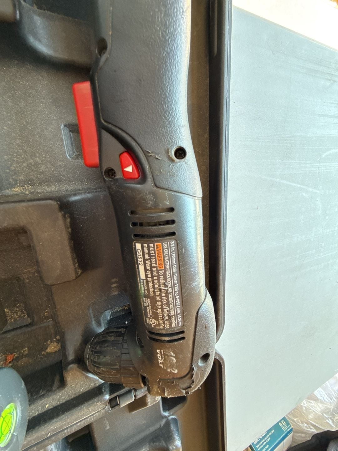 Craftsman 19.2V Cordless Right Angle Drill and 1/2-Inch Drill/Driver Combo Set