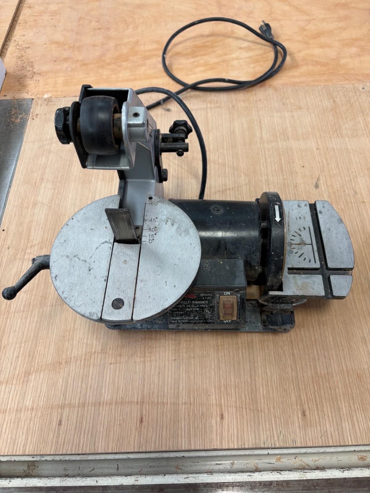 Dremel 1731 Disc / Belt Sander 120v 3450 RPM Pre-owned