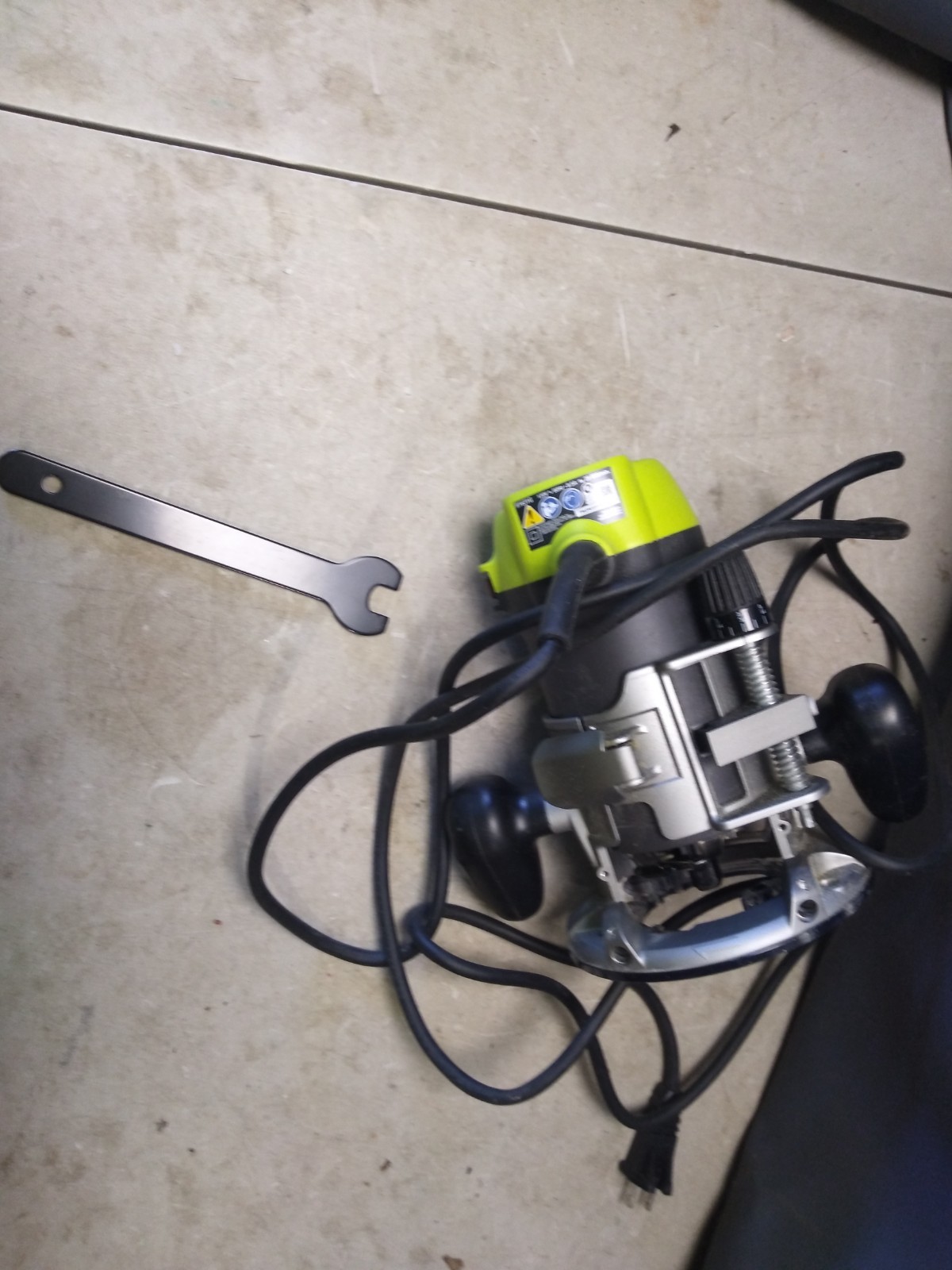 RYOBI 8.5 AMP 1-1/2 Peak HP Fixed Base Corded Router R1631K