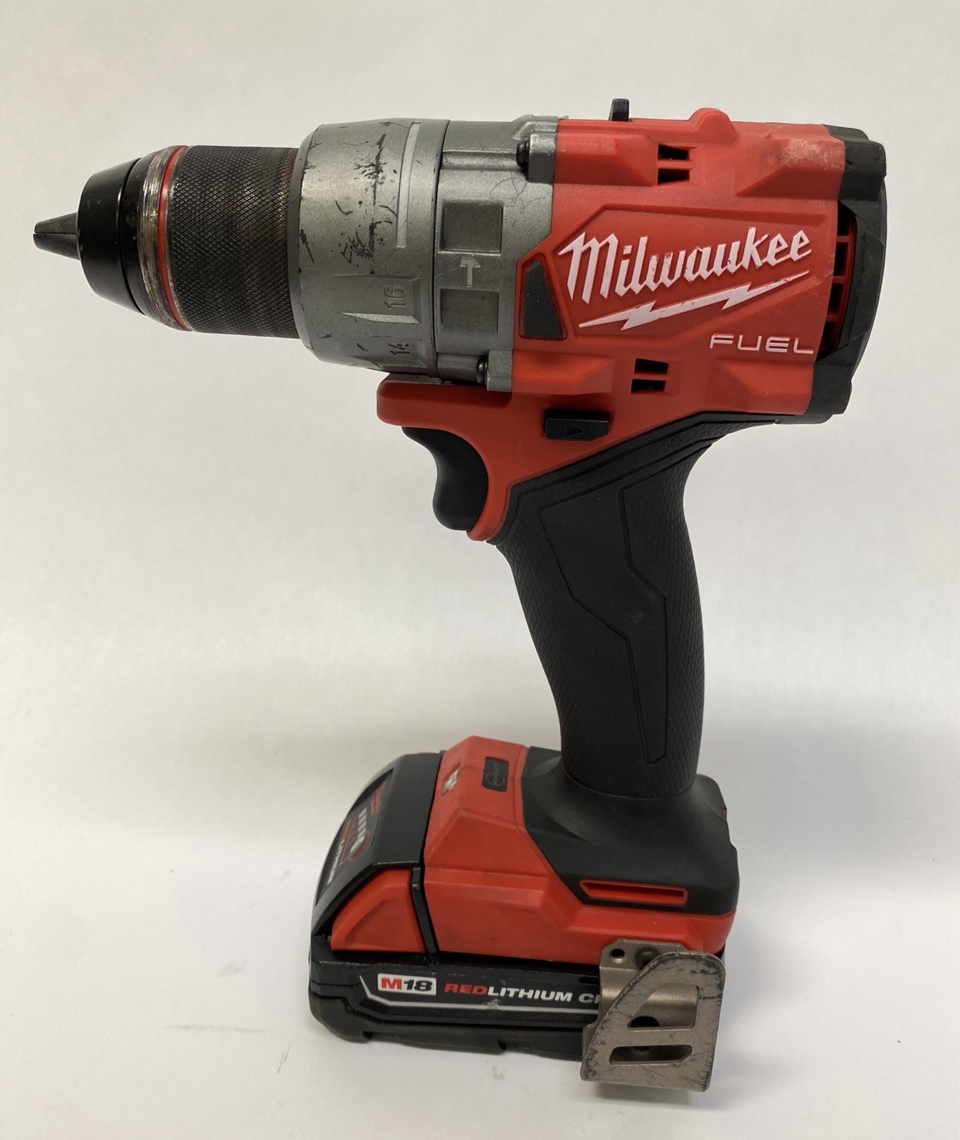 Milwaukee M18 18V Cordless 1/2&Prime; Hammer Drill/Driver 2904-20 CP 2.0 Battery