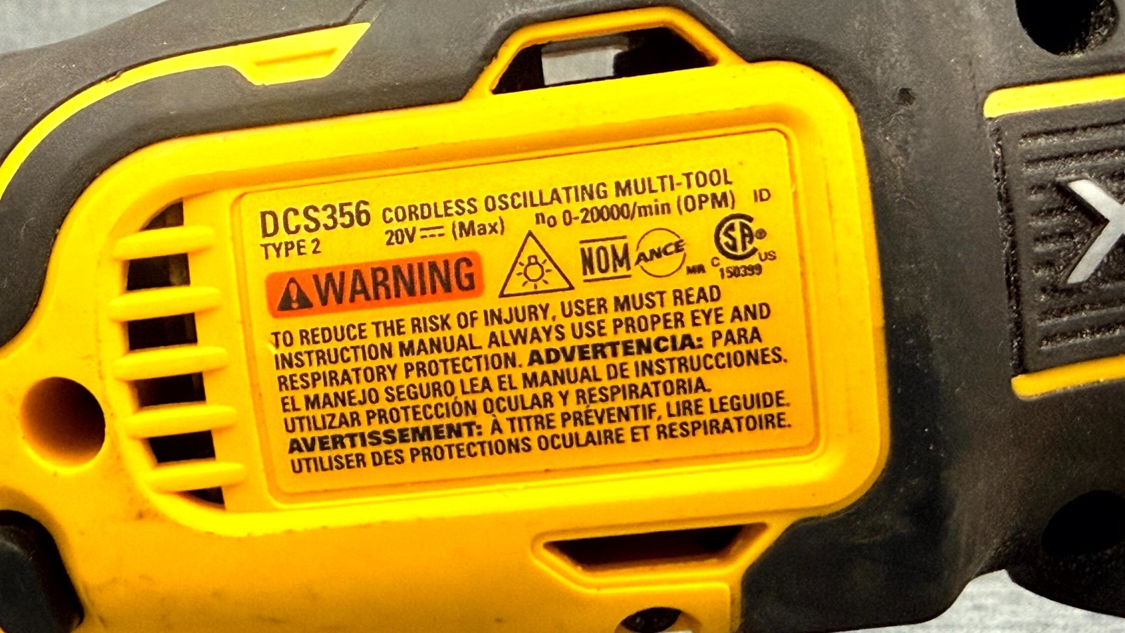 DeWalt DCS356 20-Volt MAX Cordless Brushless Oscillating Tool Bare Tool Free S/H