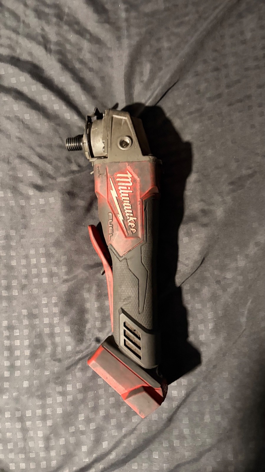 Milwaukee 2888-20 M18 FUEL 4-1/2&Prime;/5 Variable Speed Braking Grinder (tool only)