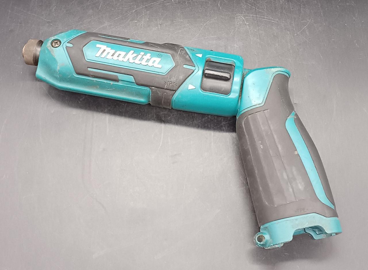MAKITA Pen impact driver TD022D-1 battery Excellent condition F/S from Japan