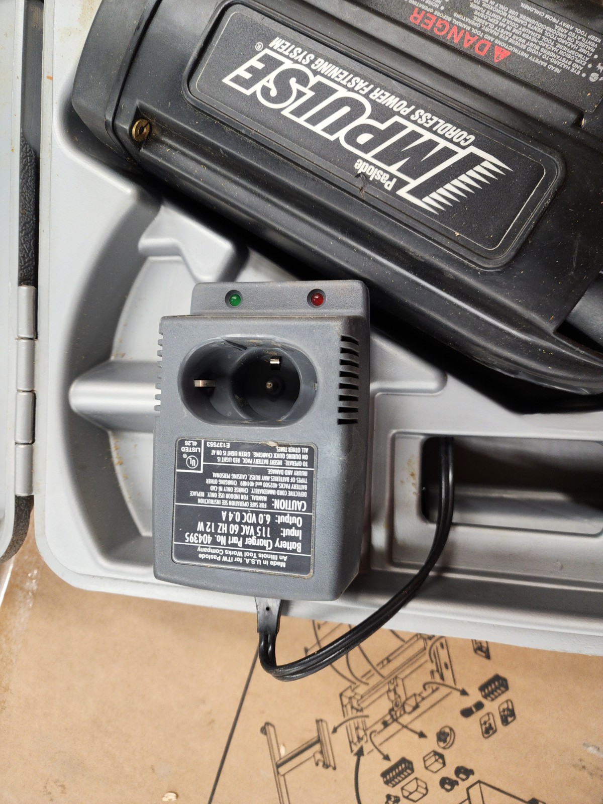Paslode Impulse Cordless Power Nailer Kit w/ Case, Battery & Charger
