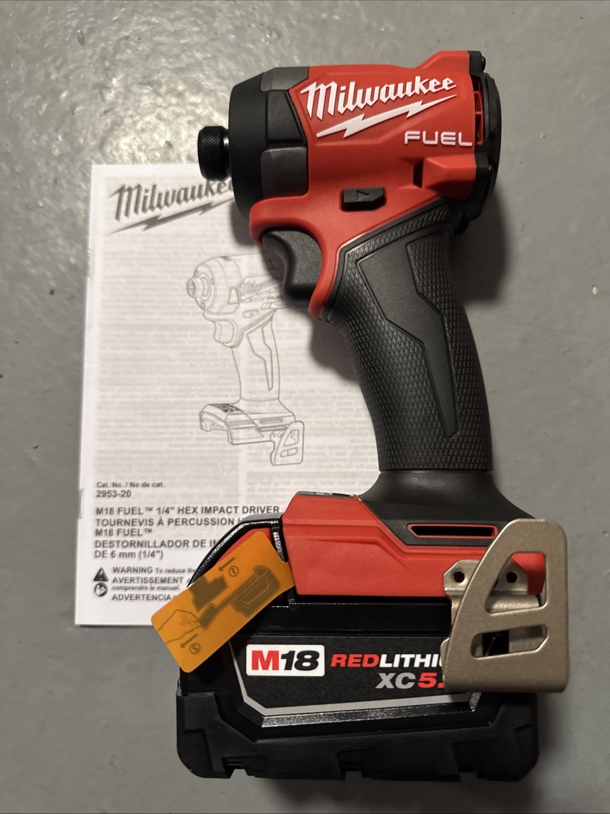 Milwaukee 2953-20 M18 Fuel 18V 1/4&Prime; HEX Impact Driver w/XC 5.0 Battery
