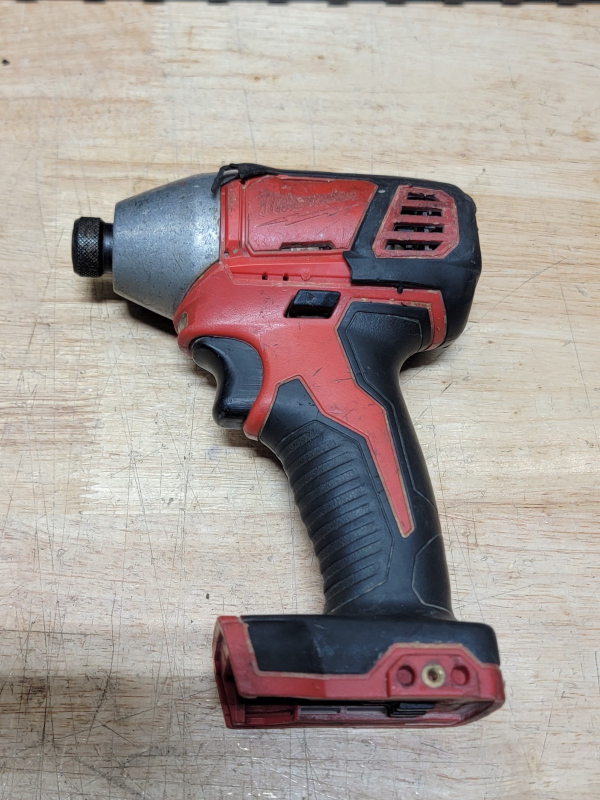 Milwaukee 2656-20 18V 1/4&Prime; Hex Cordless Impact Driver Drill TOOL ONLY! TESTED!