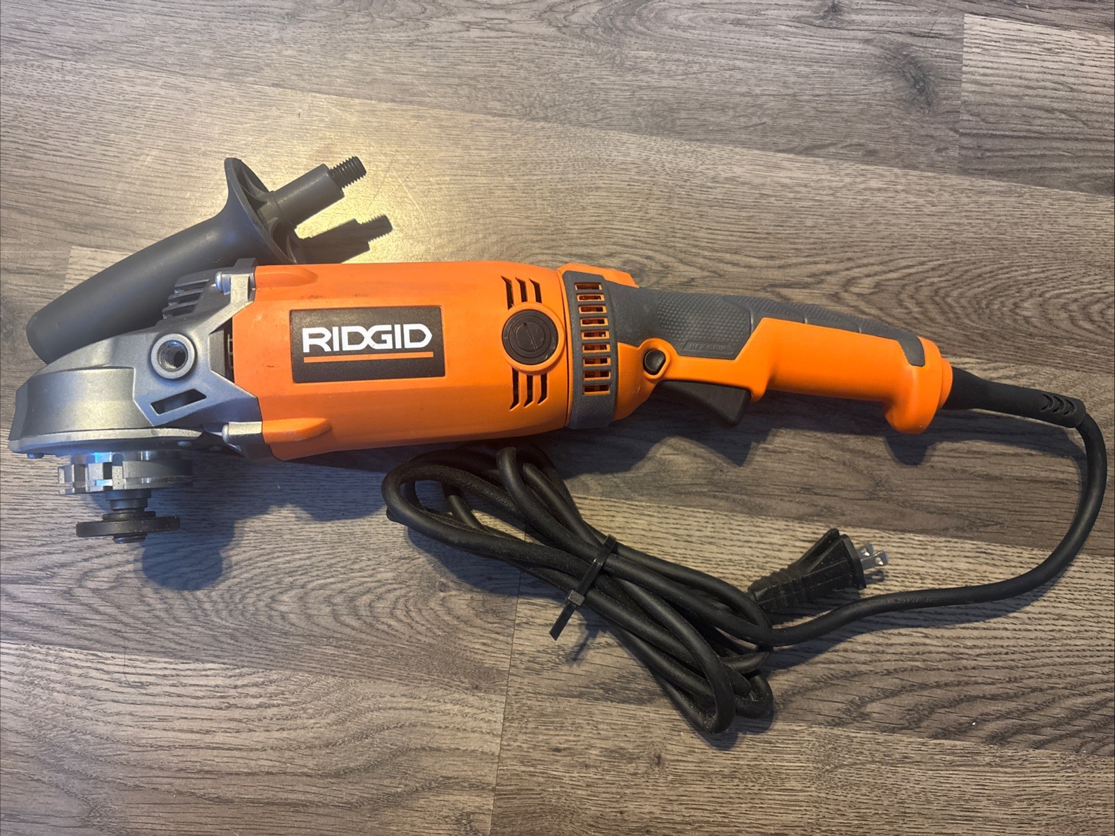 RIDGID R10202 120V 7in. Angle Grinder
