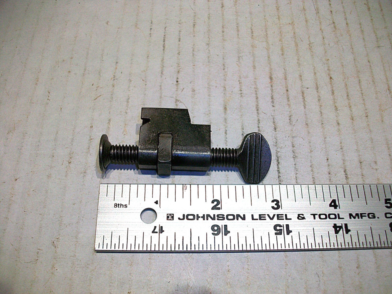 1- Craftsman 113.196381 Radial Arm Saw 2-1/4&Prime; Table Clamp