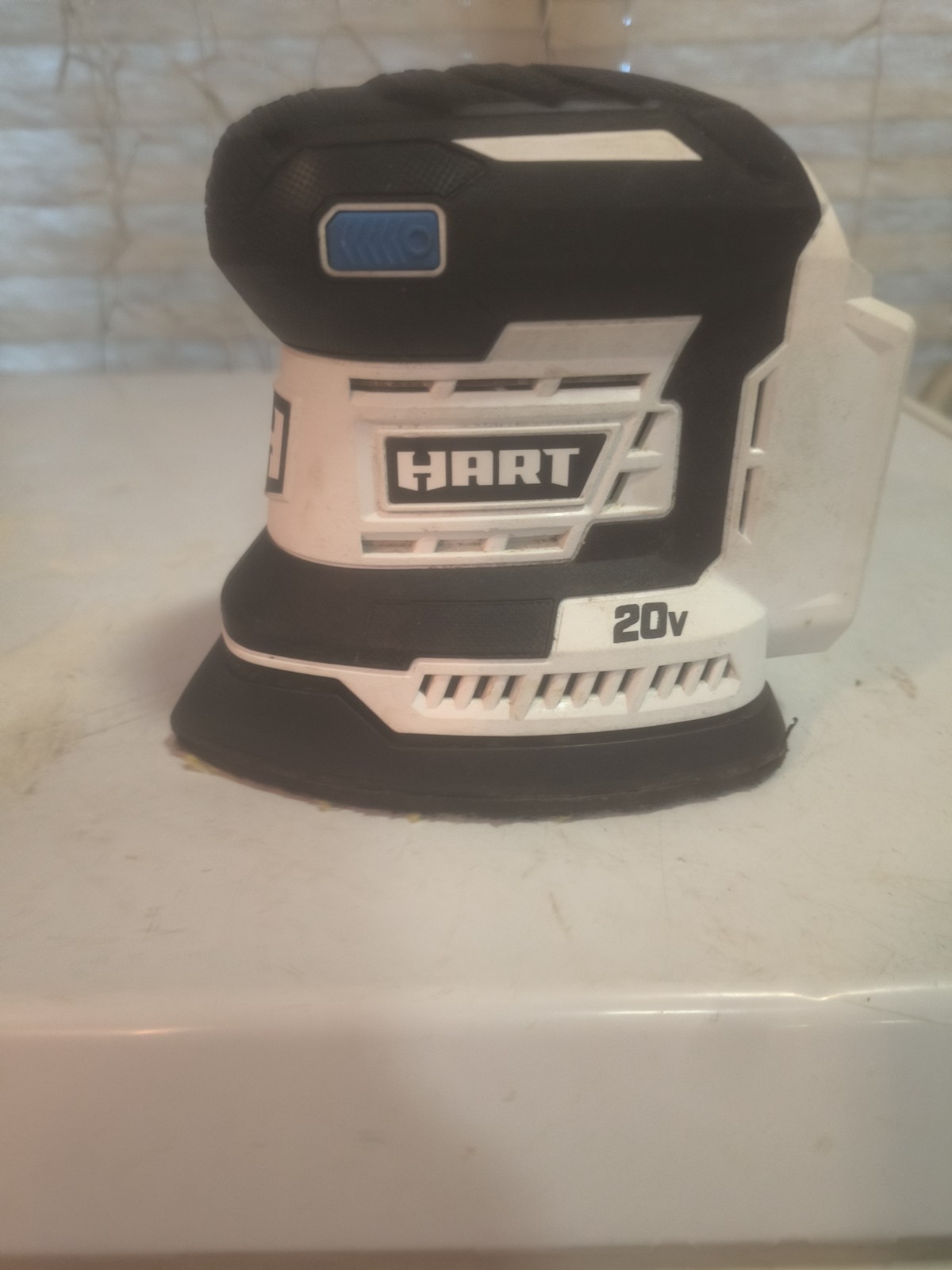 HART HPSD01 20V 5&Prime; Random Orbit Sander