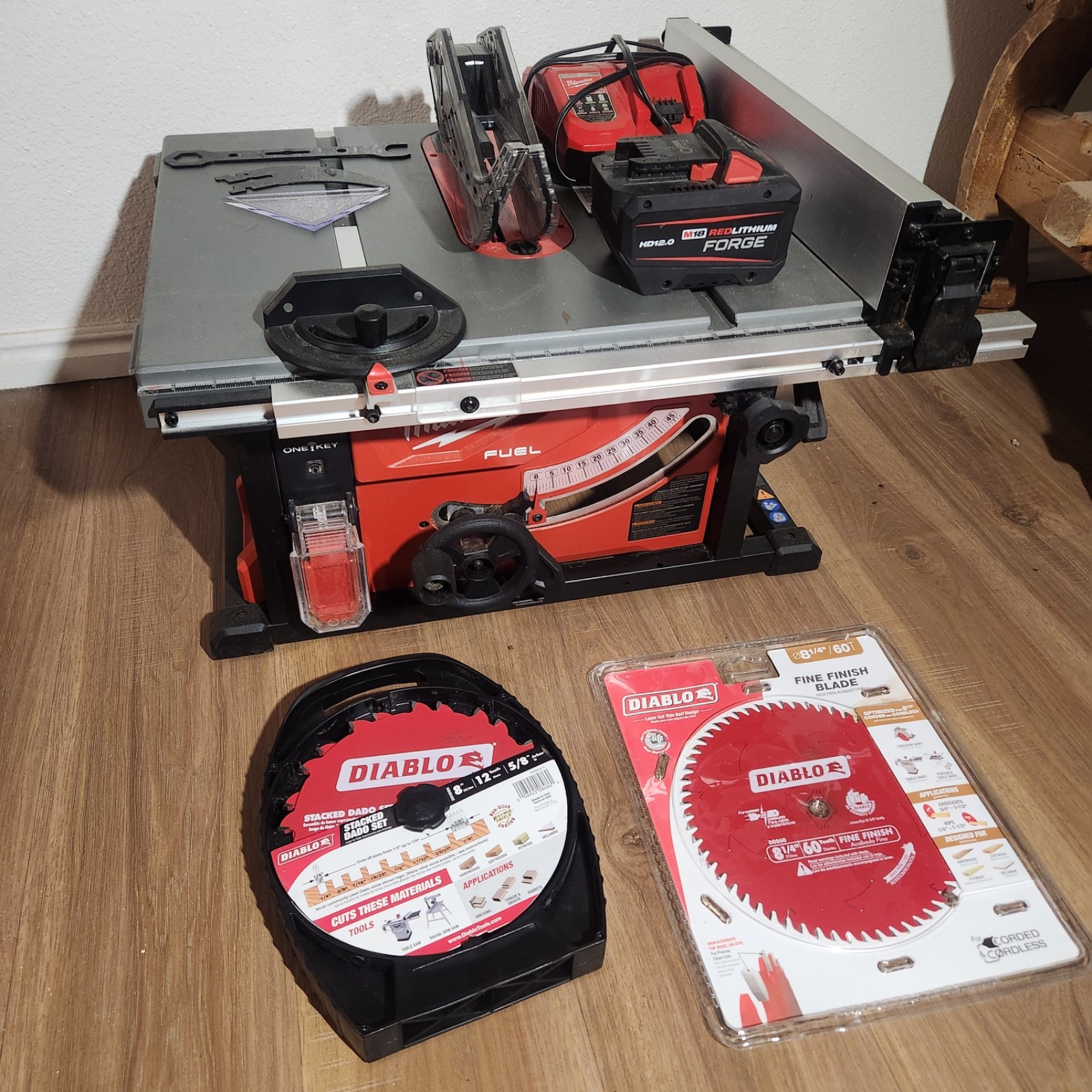 Milwaukee 8-1/4 in. Table Saw with (1) 12.0 battery, DADO and 60T Fi Blades