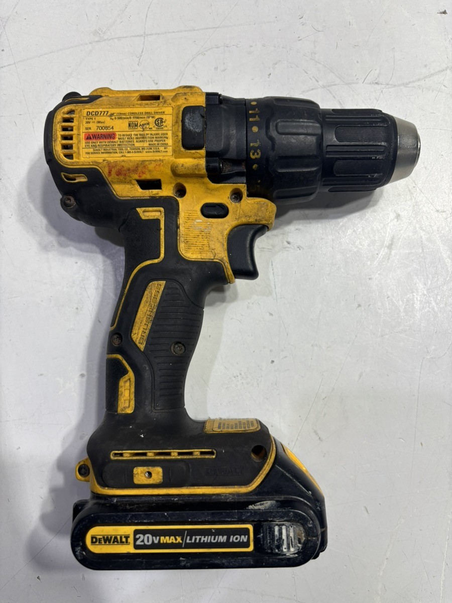 DEWALT DCD777 (P11031430)