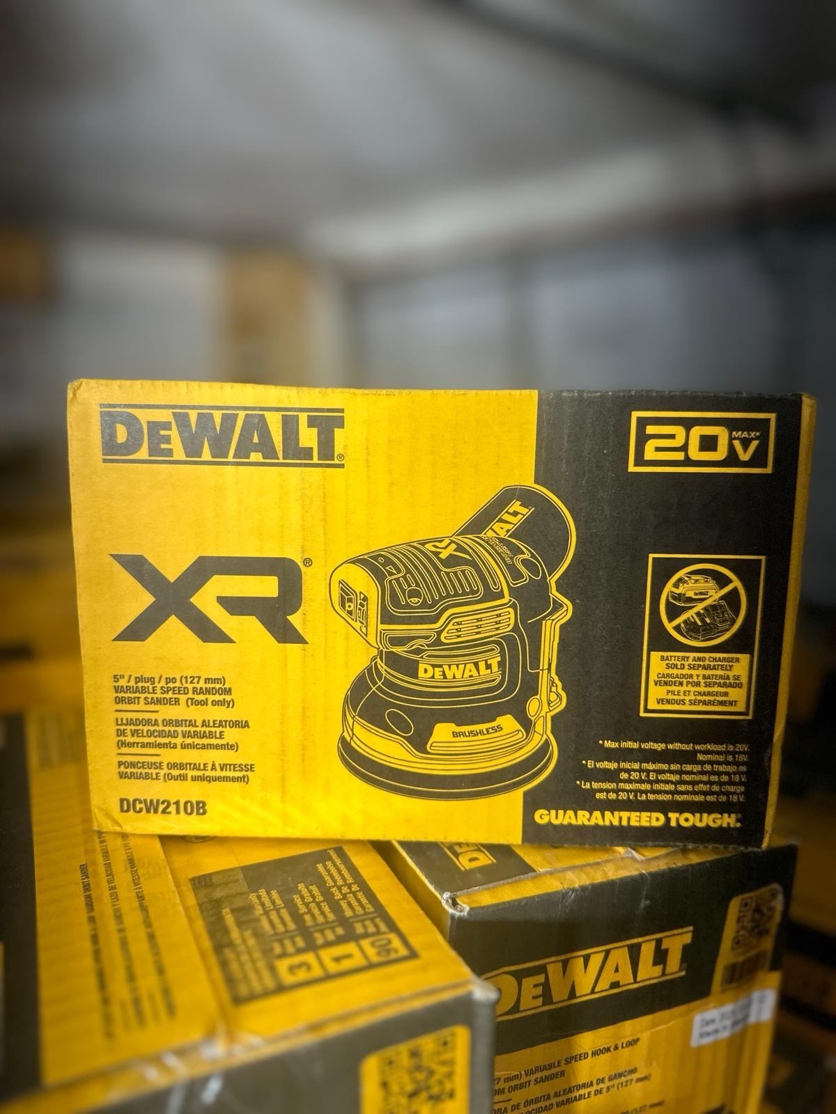 DEWALT DCW210B 20V XR Orbital Sander 5&Prime; Random Orbit Battery Yellow Black