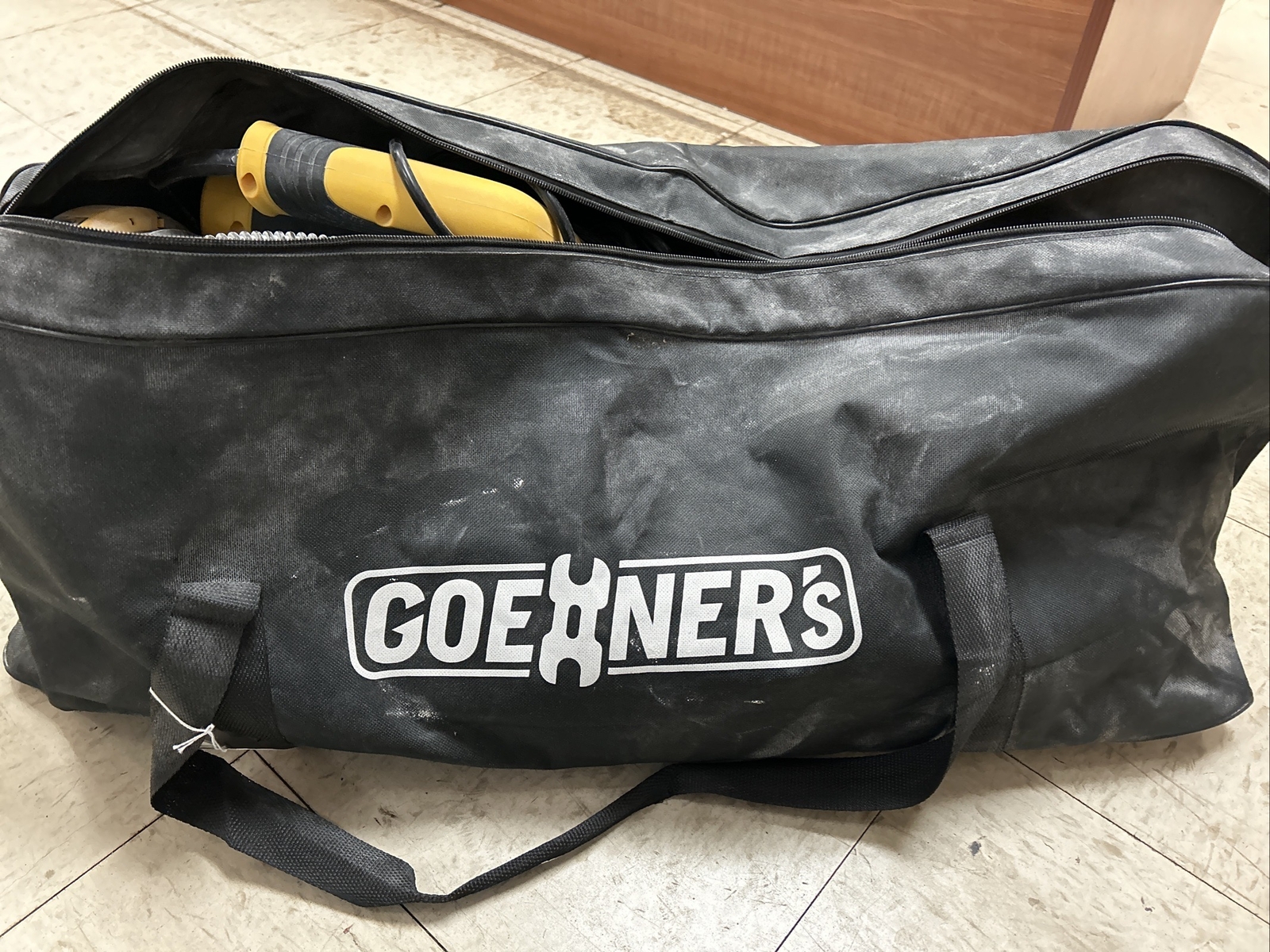 Goehners SZB-225FV-2 Drywall Sander 6.5 AMP Cord Speed 900-1800RPM – Yellow