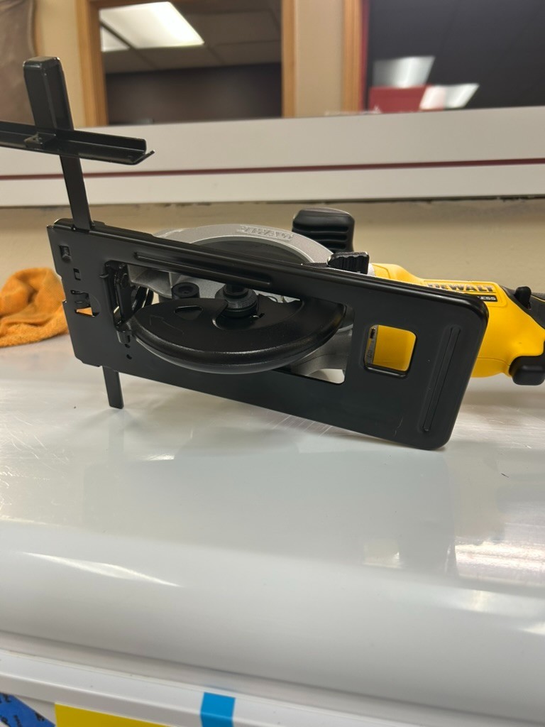 DEWALT DCS571B Atomic 20V MAX 4 1/2 inch Compact Circular Saw – DCS571B (Tool…