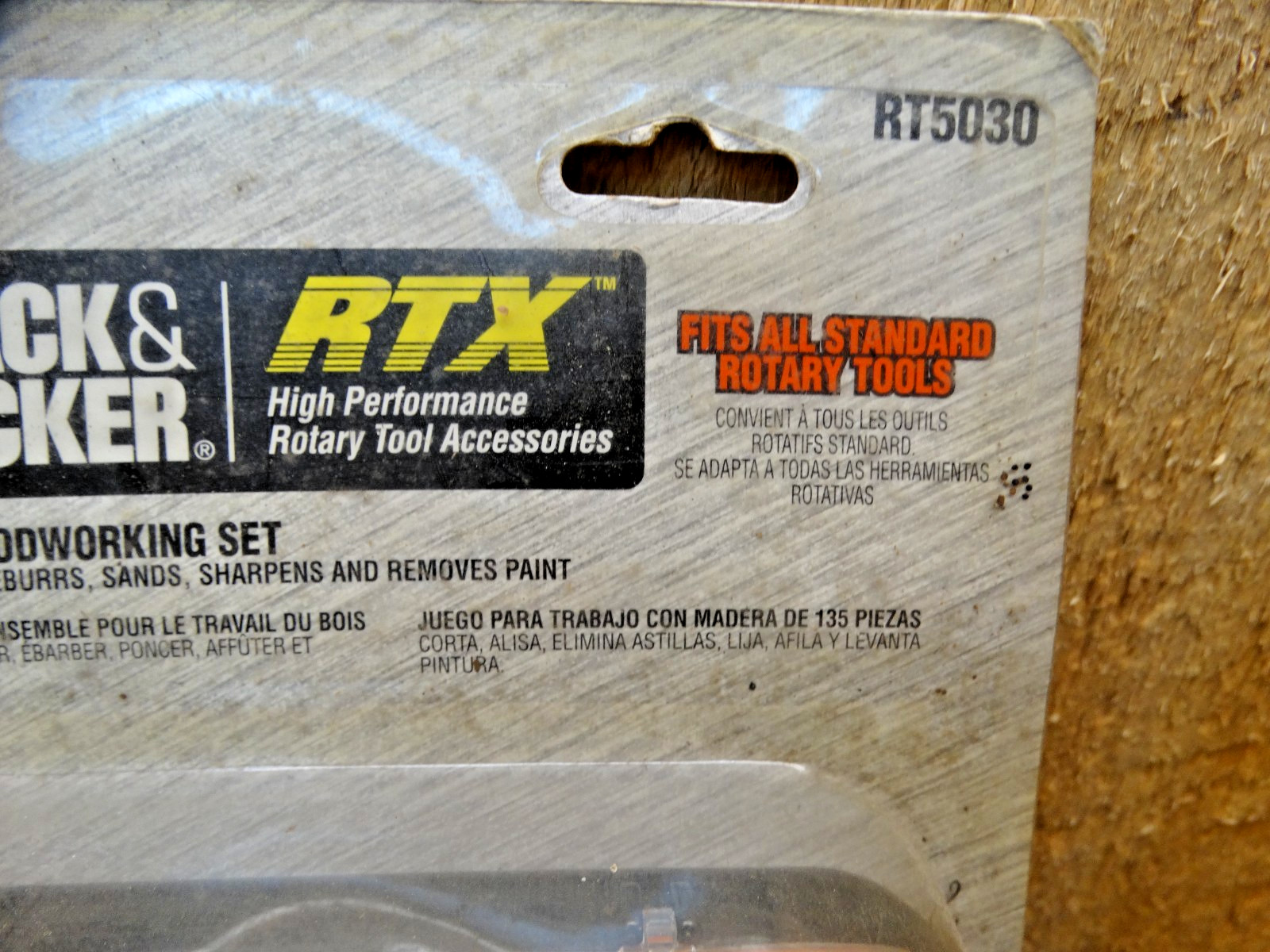 Black & Decker 135 Pc RTX High-Performance Rotary Tool Accessories Kit RT5030