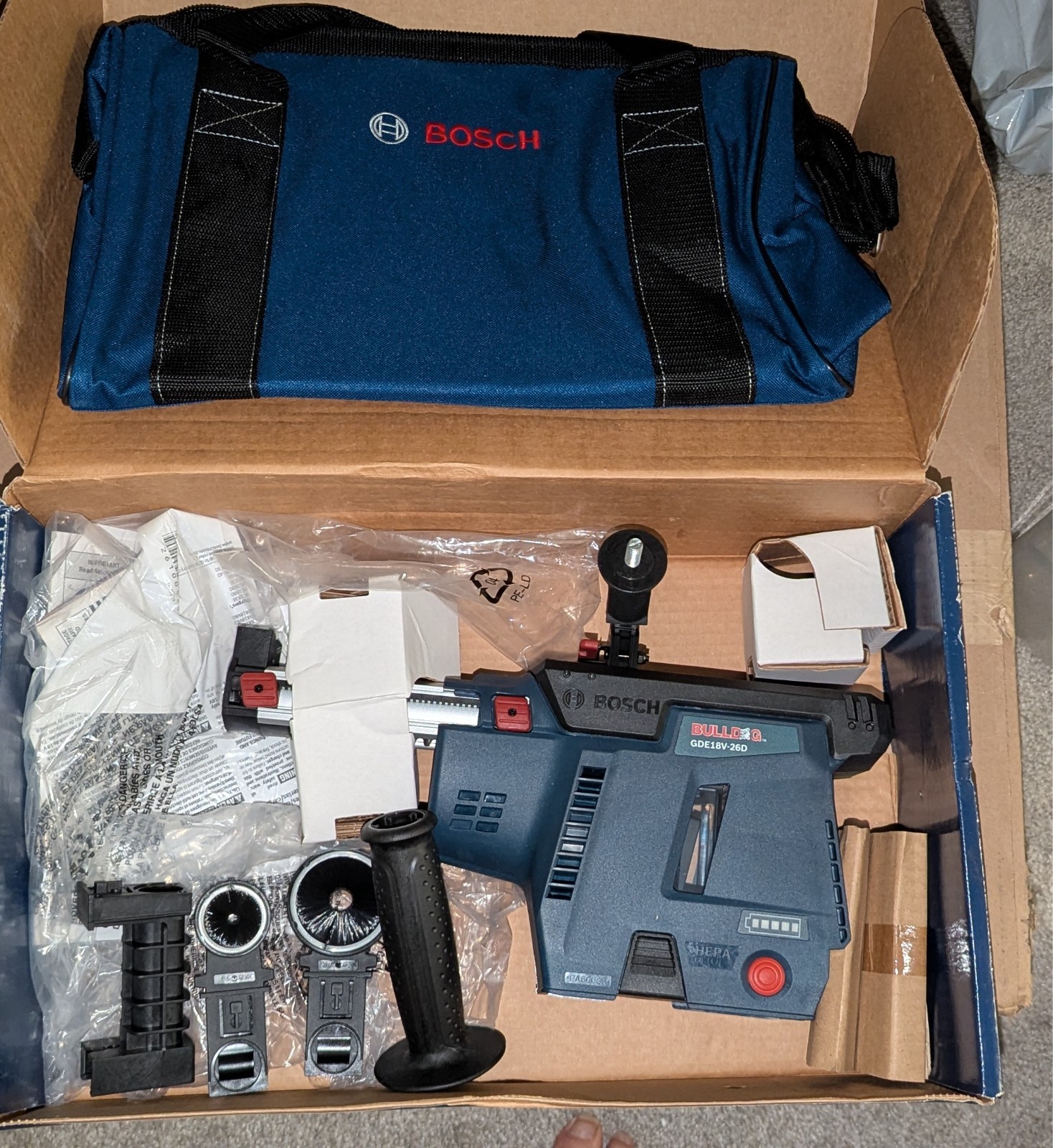 Bosch GDE18V-26D Dust Collector Extractor Bare Tool & Attachments, Carry Bag