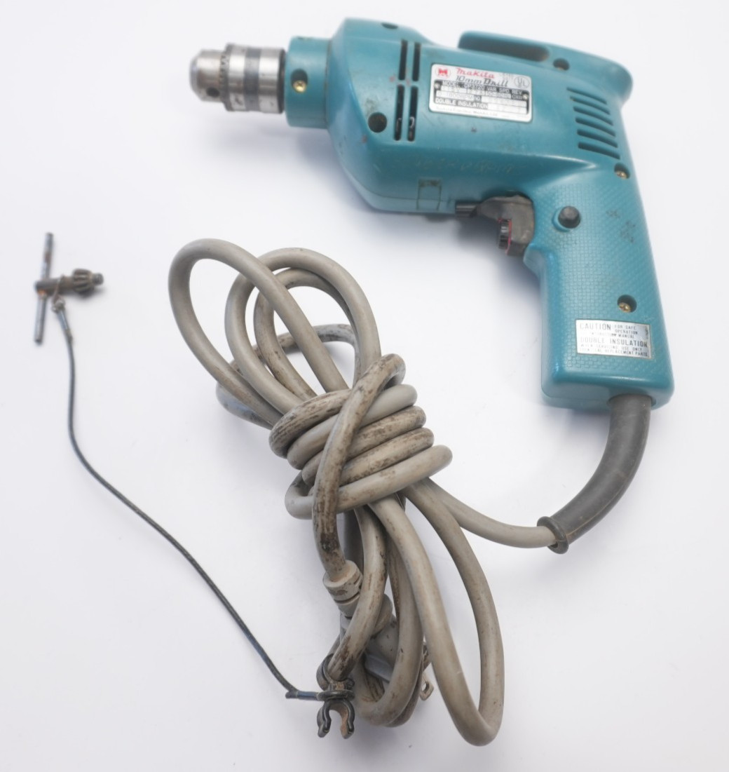 Vintage Makita DP3720 10mm Drill Corded Blue Keyed Chuck Variable Speed Tested