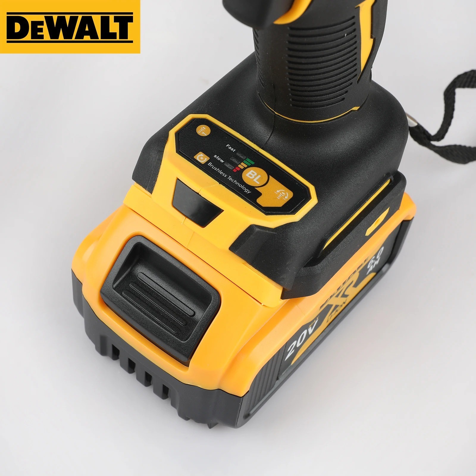DEWALT DCF922 20V MAX 1/2&Prime; Brushless Impact Wrench – 205Nm (150ft-lbs), 2500 RPM