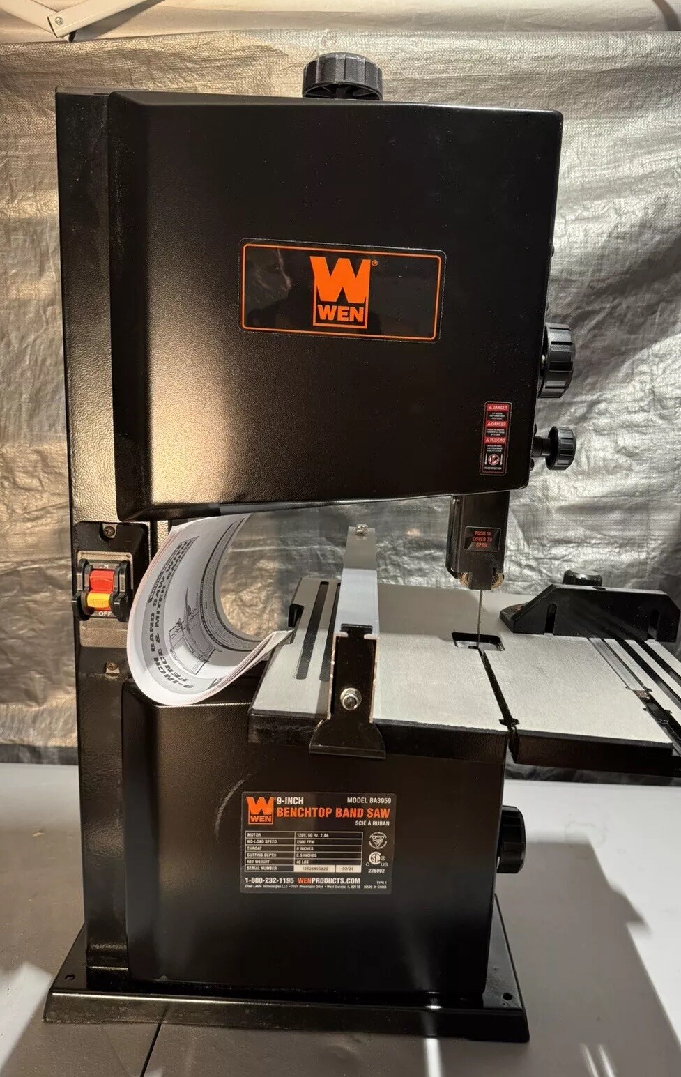 2.8-Amp 9-Inch Benchtop Band Saw