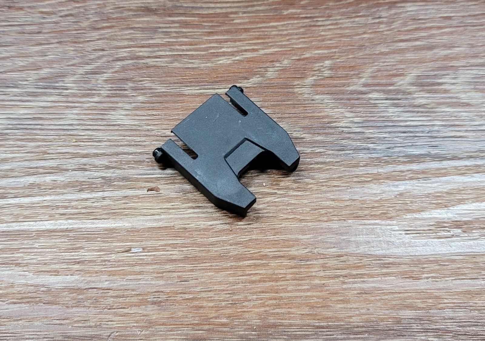 DEWALT Cable, Guide FOR DCN701 DCN701D1 Cordless Cable Stapler N502991